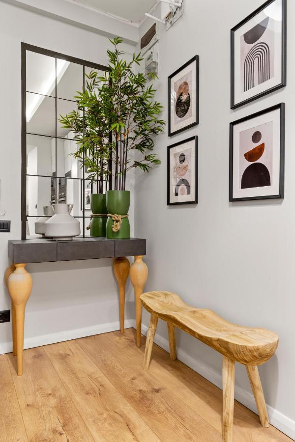 Tova Pearl Ultracentral - Romana Square Subway Apartment Bucharest Luaran gambar