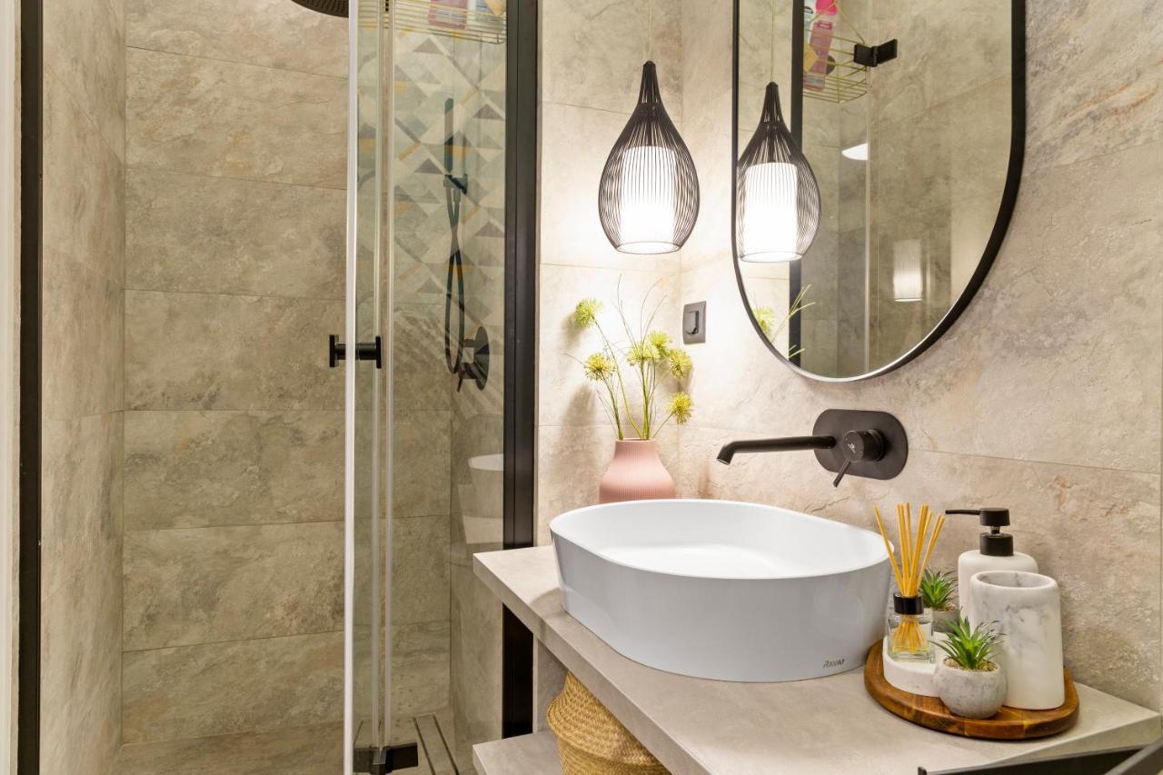 Tova Pearl Ultracentral - Romana Square Subway Apartment Bucharest Luaran gambar